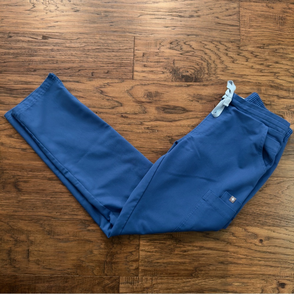 FIGS Scrub Pants
